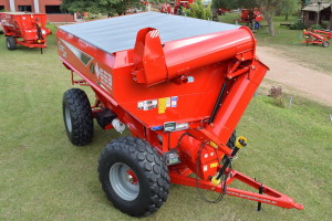 Tolva autodescargable GEA Gergolet Farmer 24