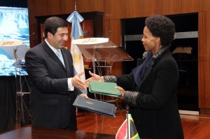 Acuerdo de cooperación Argentina y Sudáfrica