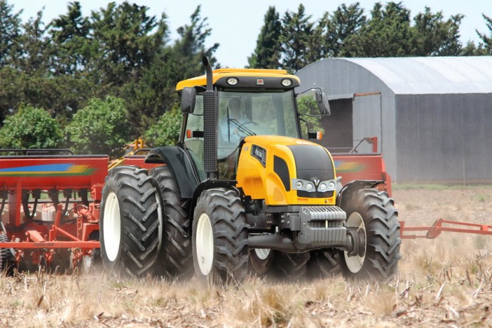 Tractor Valtra AR 190-1