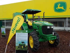 Tractor John Deere 5082E